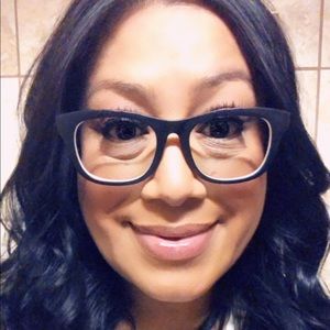 Meet your Posher, Reyna